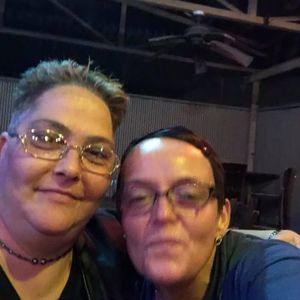 Meet your Posher, Leslie